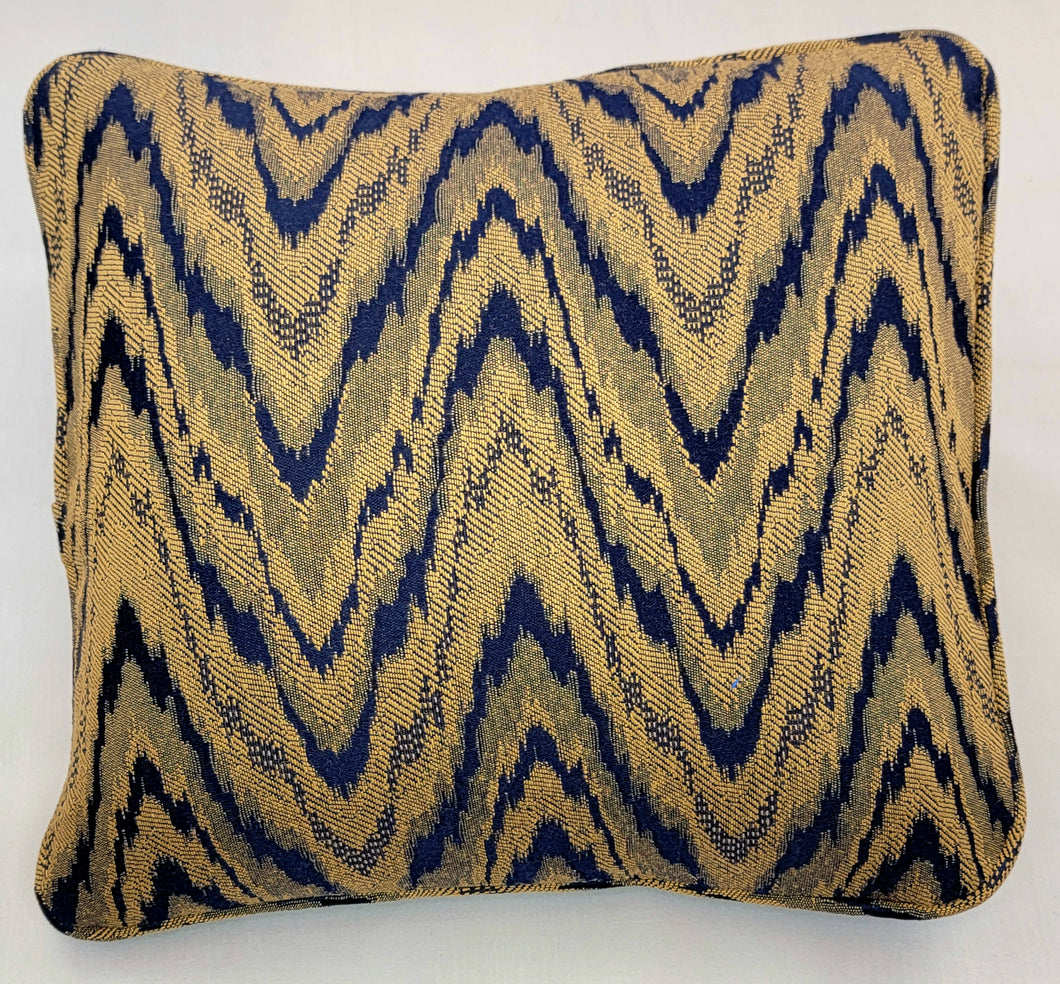 Gold & Navy Waves Pillow